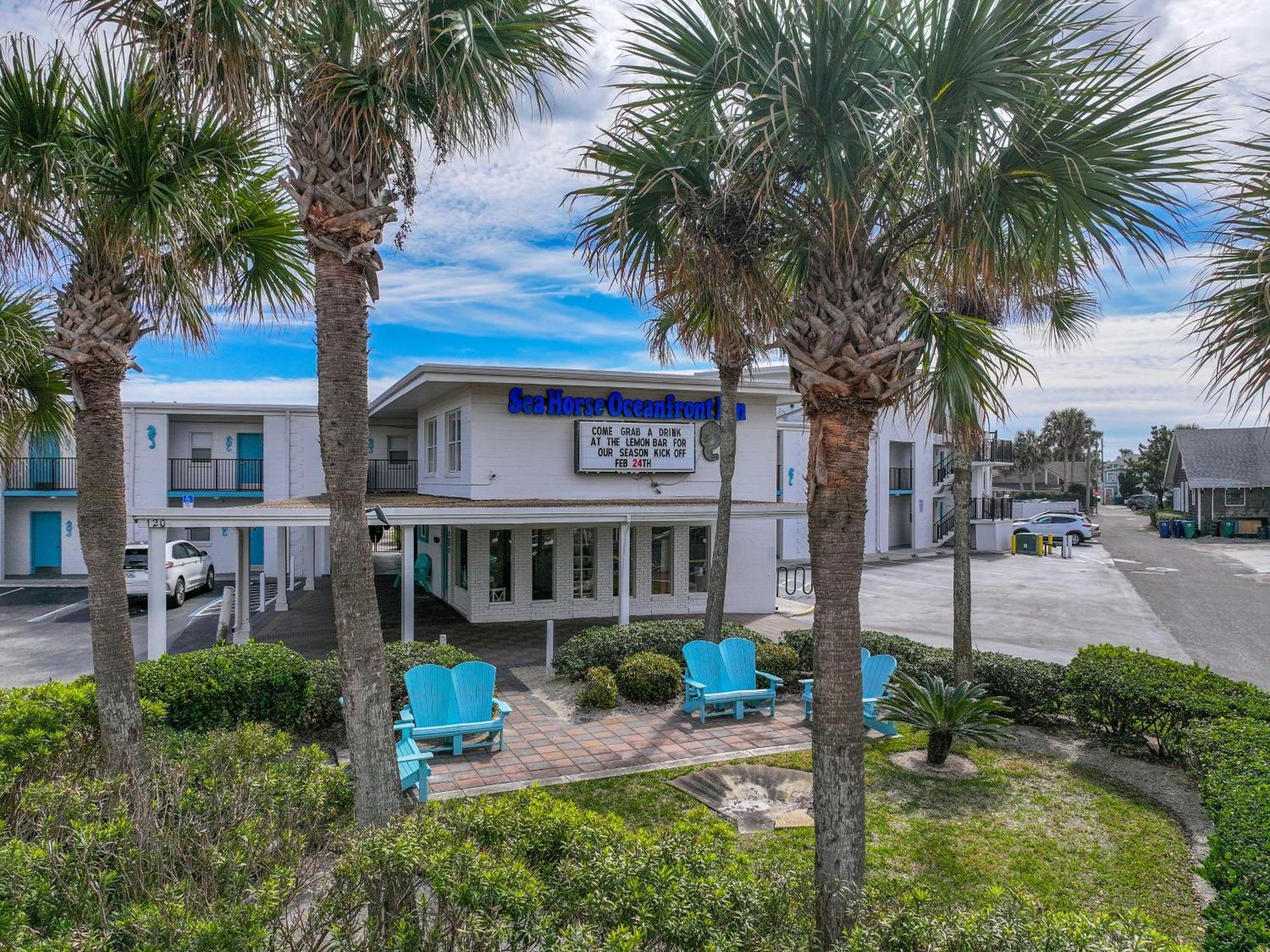 Seahorse Oceanfront Inn Neptune Beach Exterior photo