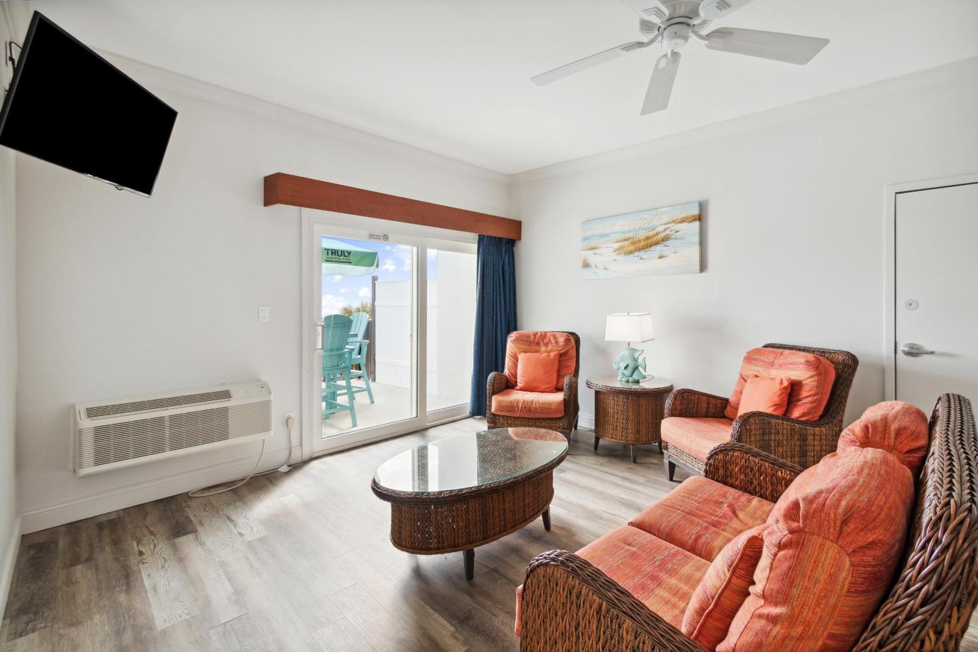 Seahorse Oceanfront Inn Neptune Beach Exterior photo