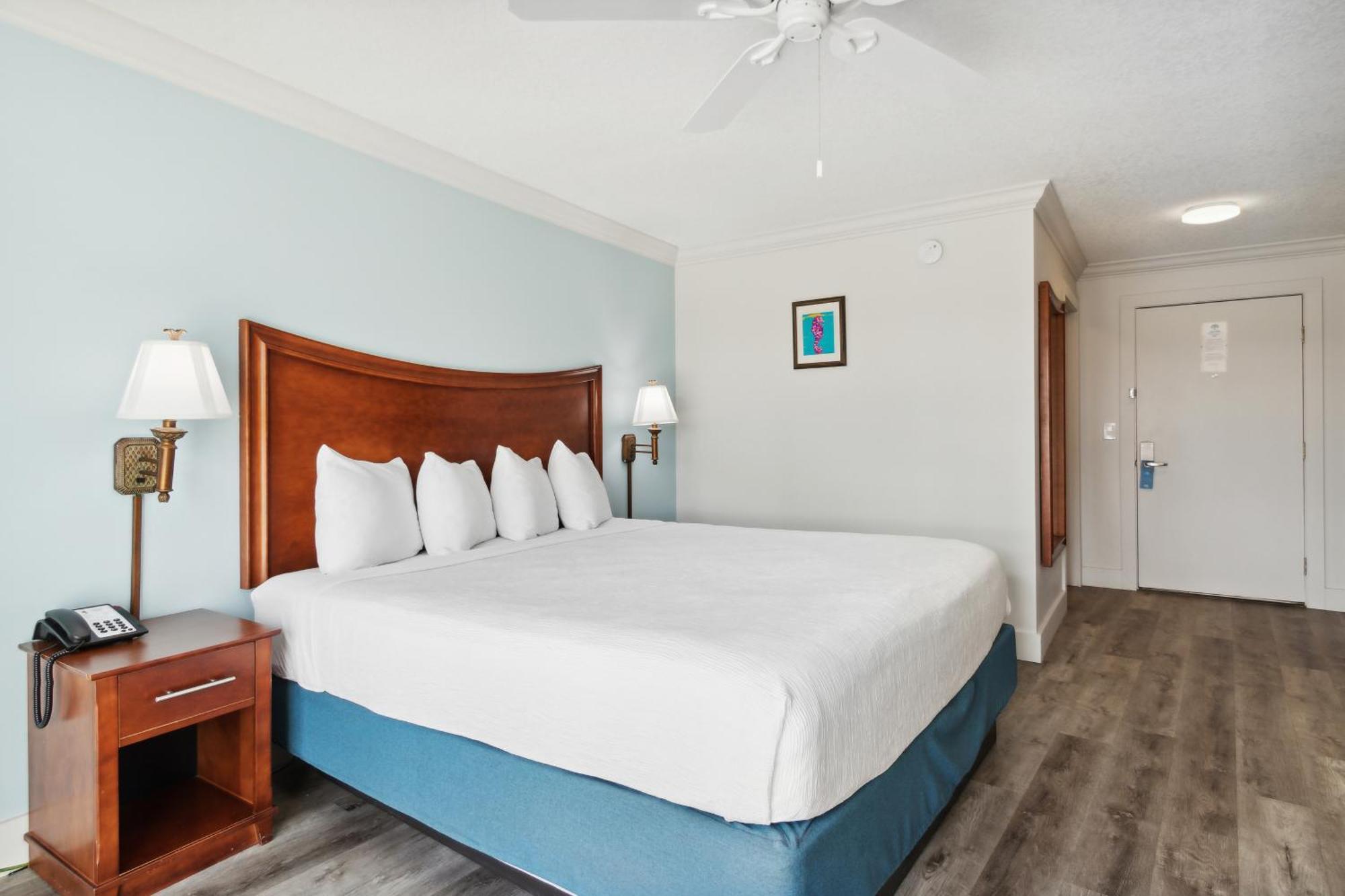 Seahorse Oceanfront Inn Neptune Beach Exterior photo