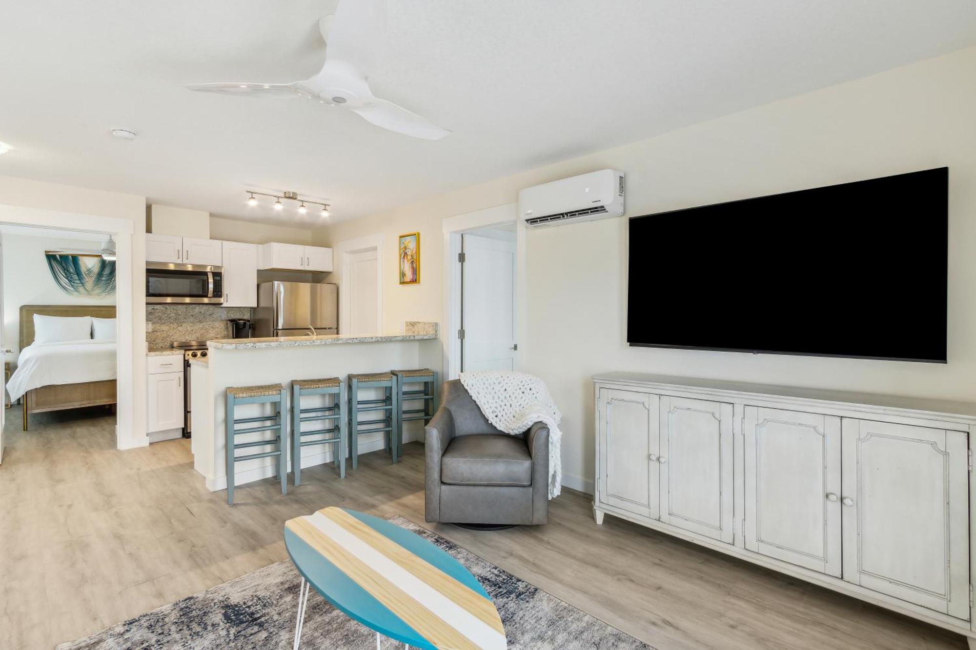 Seahorse Oceanfront Inn Neptune Beach Exterior photo